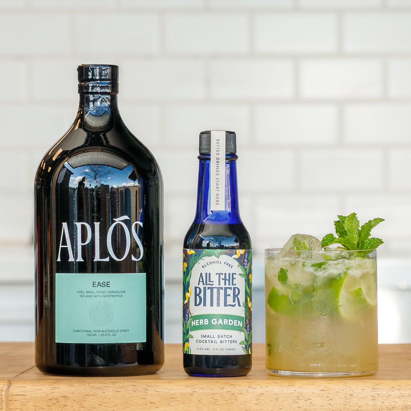 Non alcoholic caipirinha mojito with mint bitters and Aplos Ease